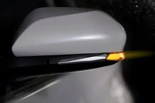 Toyota Prius Side Mirror Turn Signal